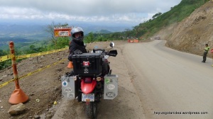 47-Road to Manizales roadworks